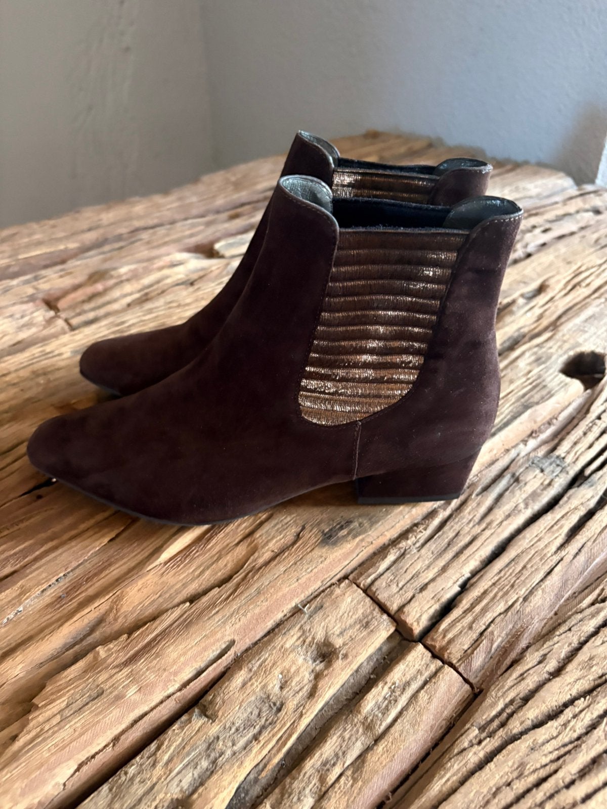 Peter Kaiser mooie nette suede chelsea boots mt 37,5 ZGAN, Ophalen of Verzenden, Zo goed als nieuw, Bruin, Lage of Enkellaarzen
