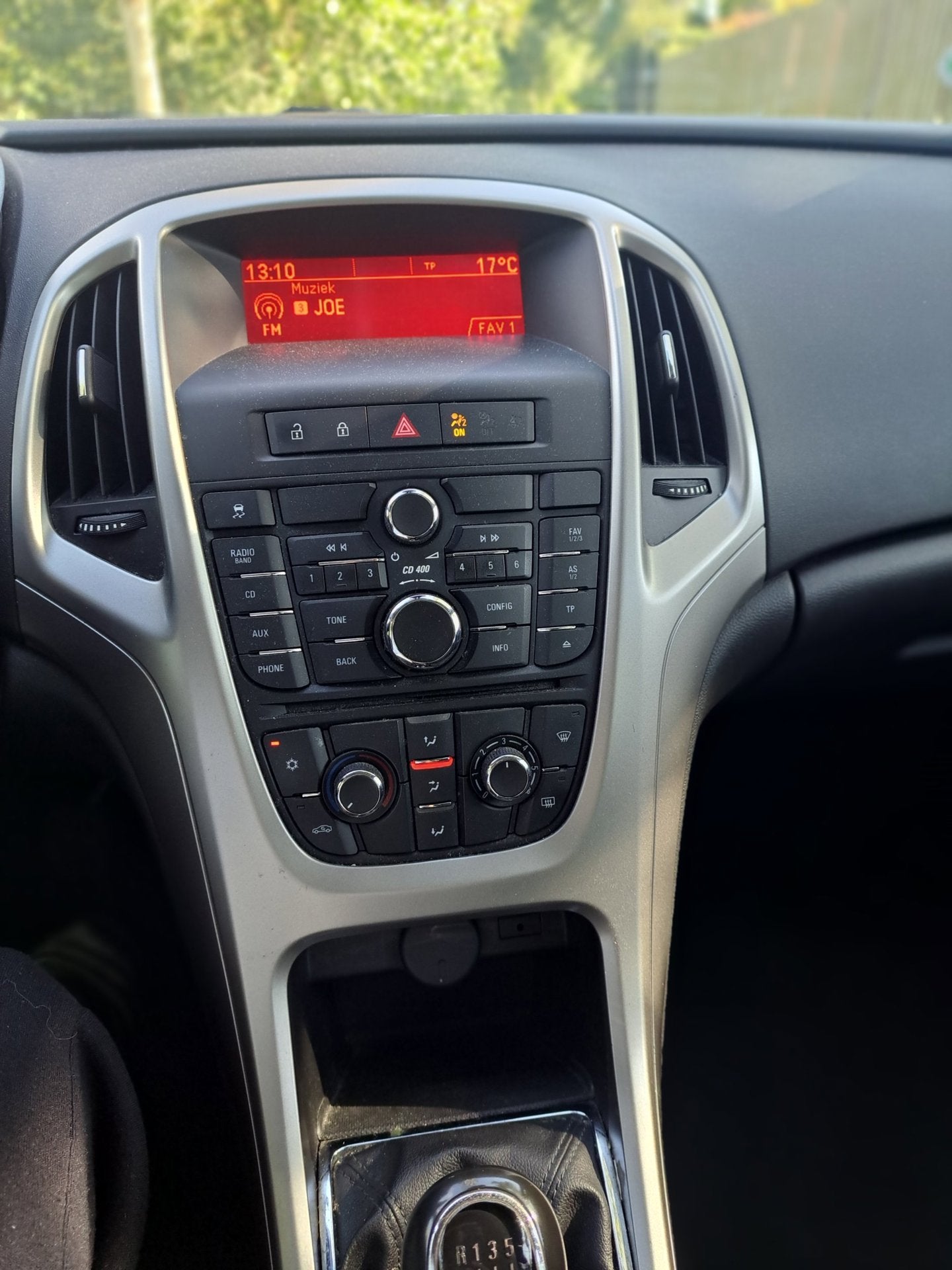 Foto 13 van Opel Astra 1.4 Edition nederlands geleverd 5 deurs airco