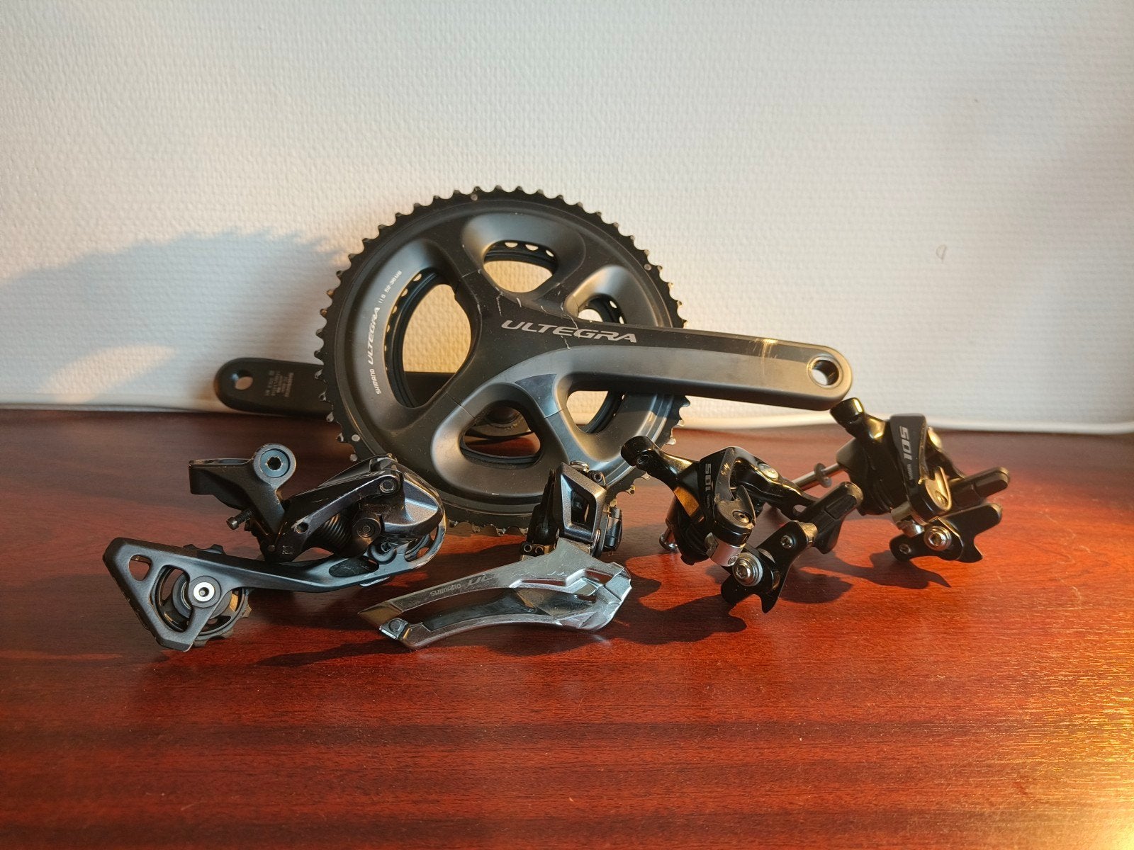 Shimano Ultegra R8000/6800 groepset met 105 remmen, Crankstel of Pedalen, Ophalen of Verzenden, Zo goed als nieuw, Aluminium
