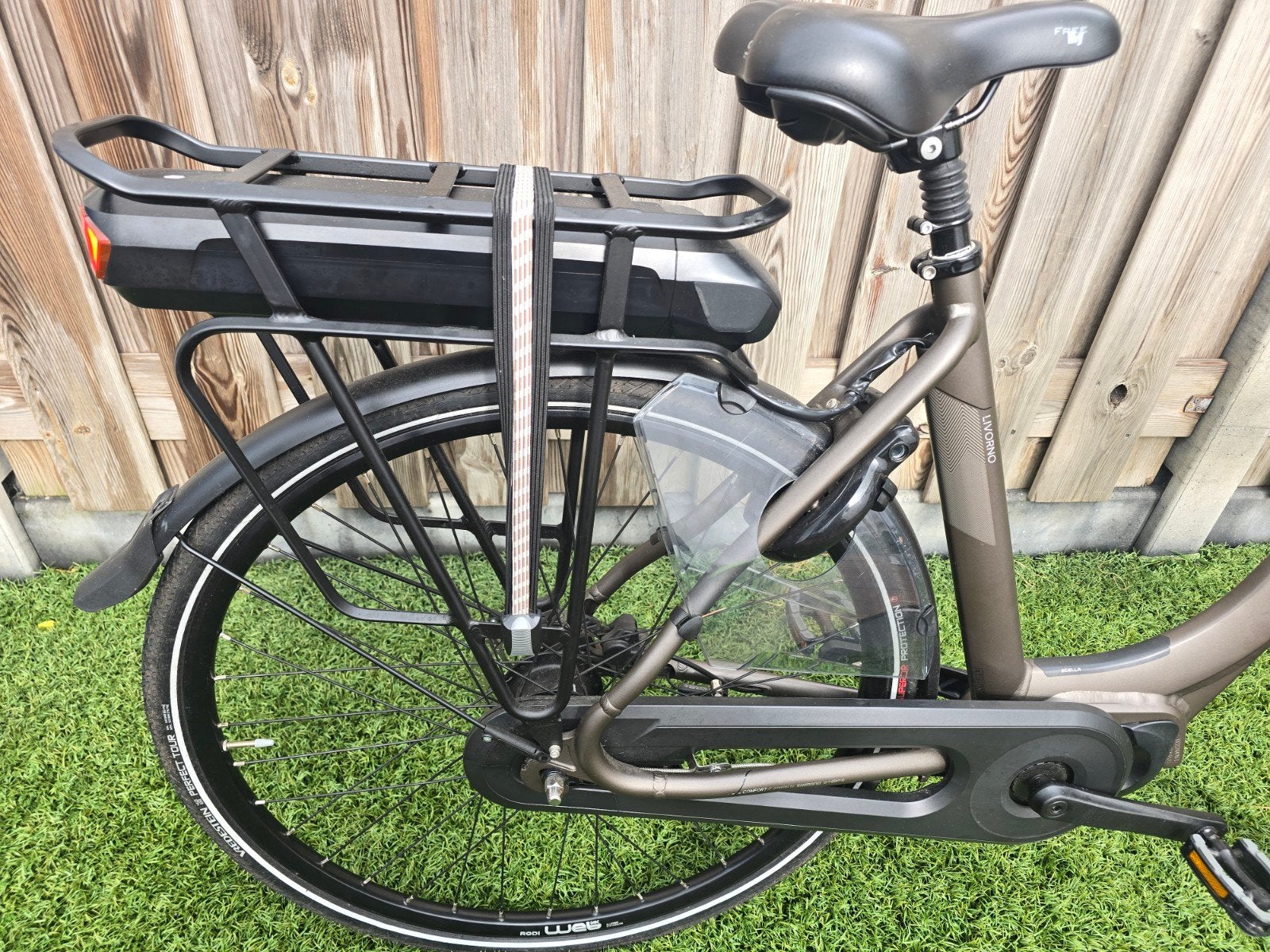 Foto 19 van Prachtige Stella Livorno StoneGrey MDS Superior M 500W ZGAN!