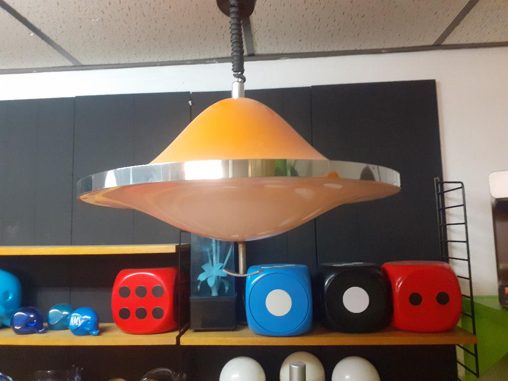 Seventies space age ufo hanglamp jaren 70 design retro 50 cm, Huis en Inrichting, Lampen | Hanglampen, Gebruikt, Jaren 70 space age design vintage retro 1970s seventies