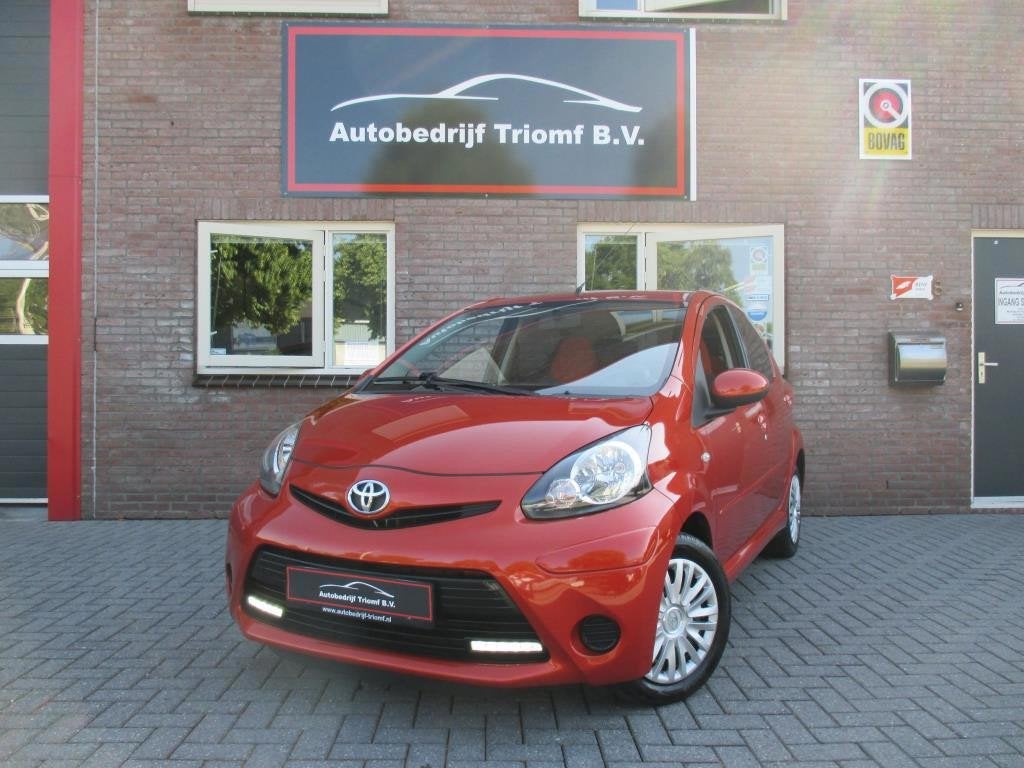 Toyota Aygo 12 MAANDEN GARANTIE..!, Voorwielaandrijving, Stof, Gebruikt, Met garantie (alle)