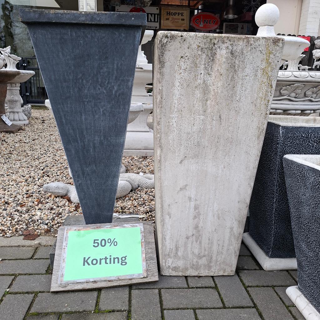 Hoge betonnen plantenbakken 50% korting bloempot, Ophalen, Gebruikt, 40 cm of meer, Rond
