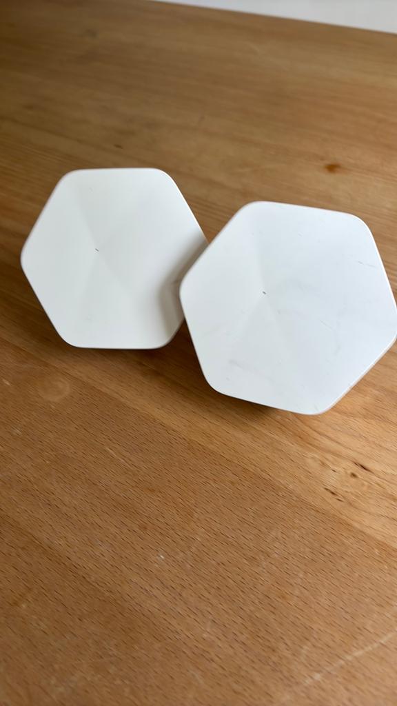 2x Ziggo booster/wifi Spots /smart WiFi pods, Computers en Software, Routers en Modems, Gebruikt, Router, Ophalen of Verzenden