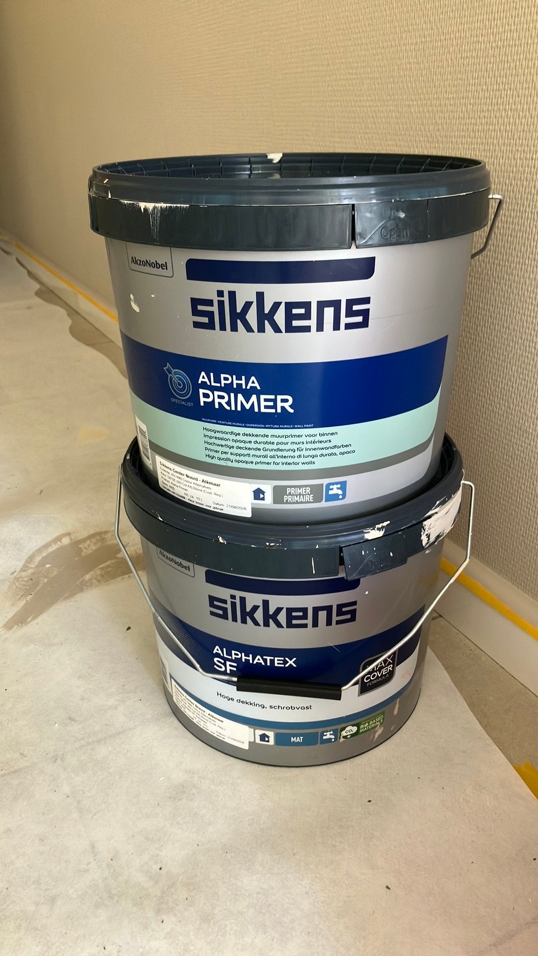 Nieuwe Verf , en nieuwe primer van SIKKENS ., Ophalen, 5 tot 10 liter, Beige, Nieuw