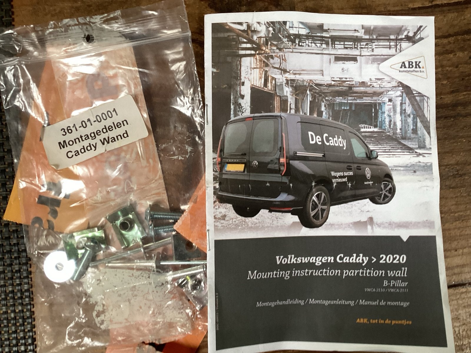 Volkswagen Caddy Scheidingswand met Montagekit (Nieuw), Ophalen, Nieuw, Volkswagen