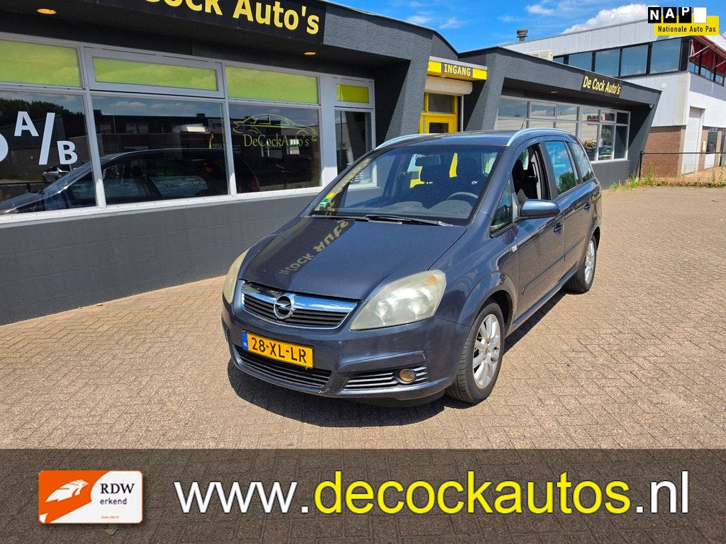 Opel Zafira 1.8 Cosmo, Auto's, Gebruikt, 4 cilinders, Origineel Nederlands, Zilver of Grijs