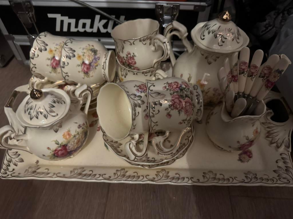 Prachtig koffie servies met dienblad en schaal, Ophalen
