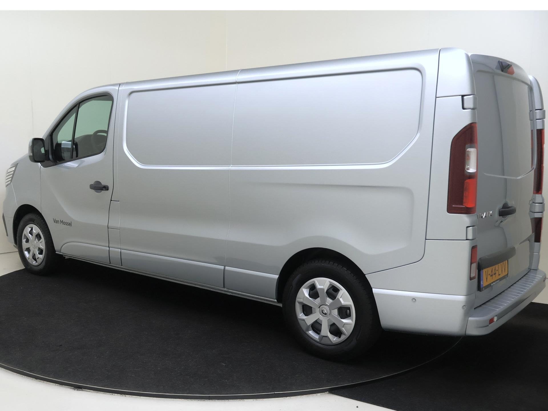 Renault Trafic E-Tech T29 L2H1 comfort 52 kWh | Automaat | N, Auto's, 12 maanden, Stof, Renault, 920 kg