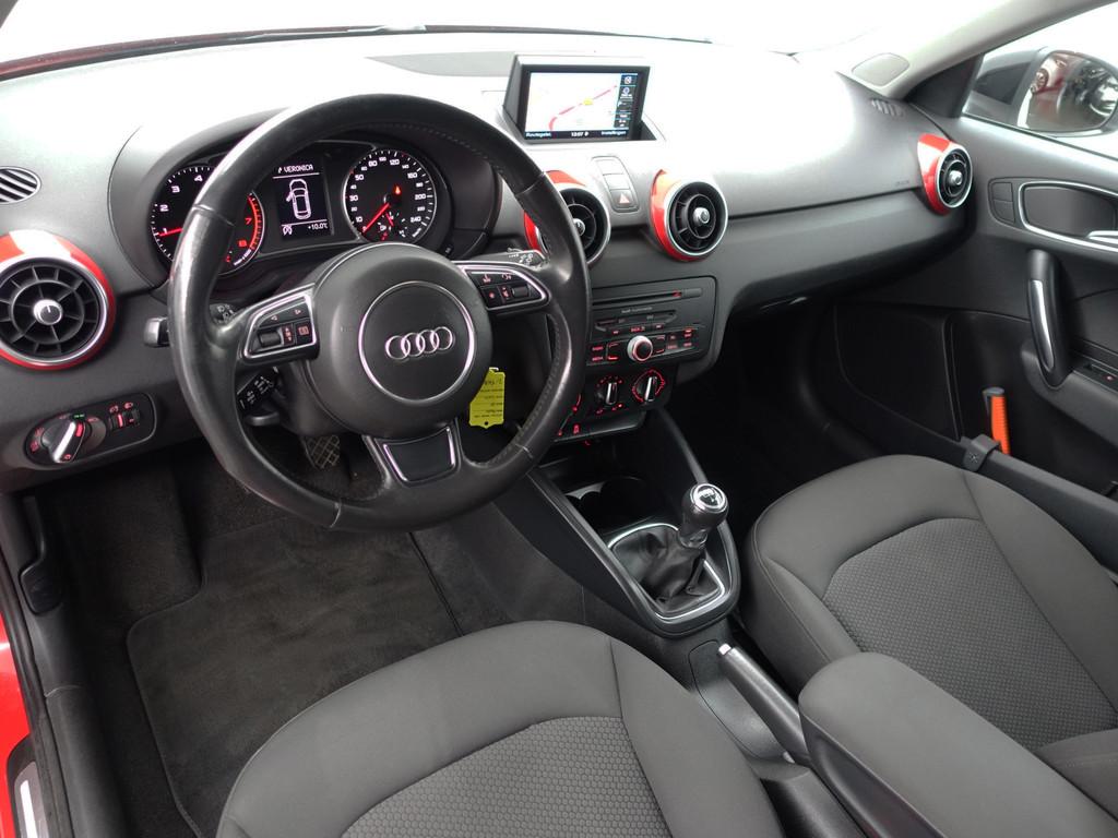 Audi A1 Sportback 1.2 TFSI S Line- Two Tone, Navigatie, Clim, Voorwielaandrijving, Euro 5, 4 cilinders, Met garantie (alle)