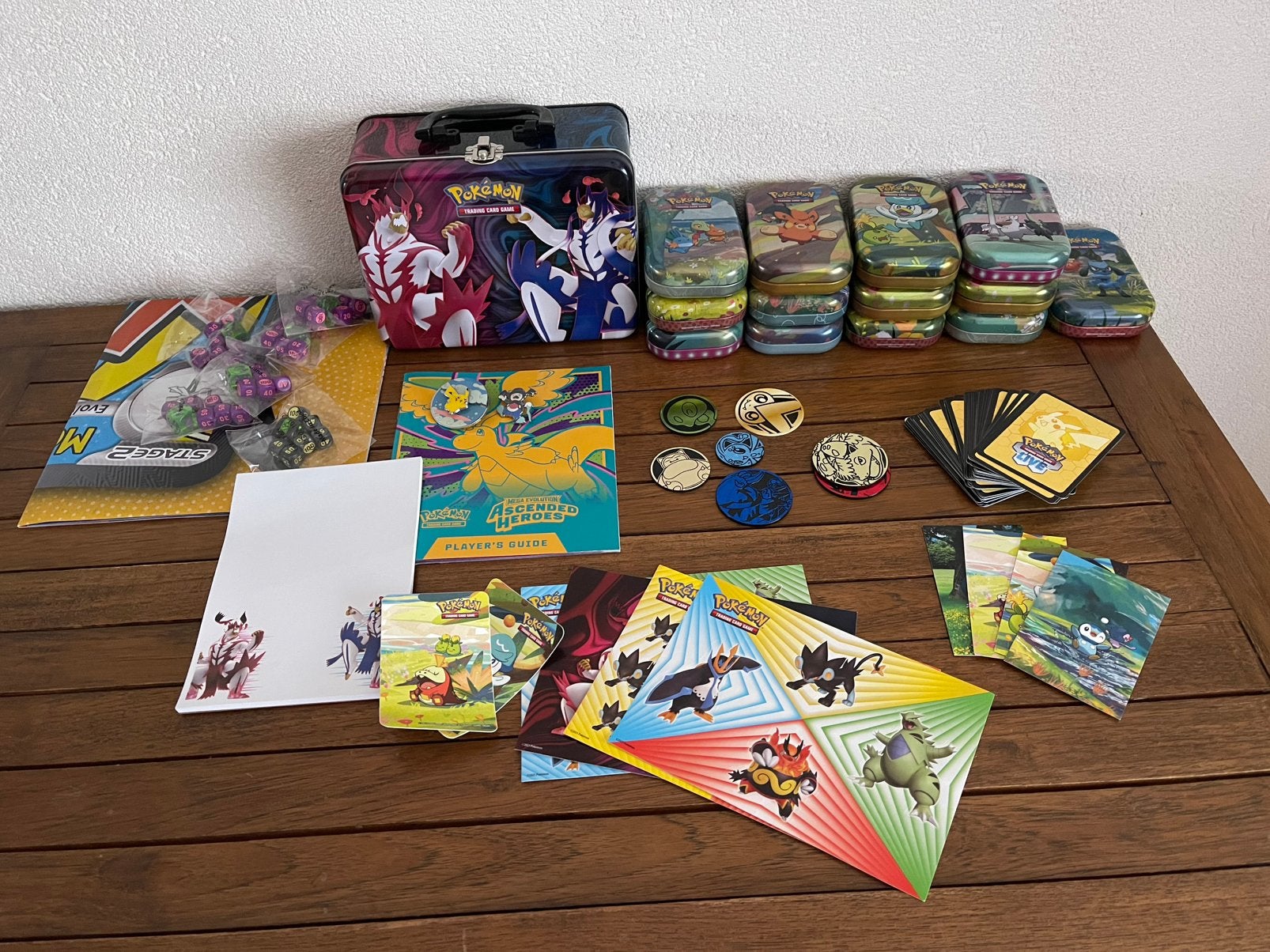 Pokemon tins en Pokemon verzamel spullen, Ophalen of Verzenden, Zo goed als nieuw, Overige typen