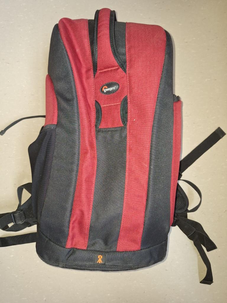 Lowepro Flipside 300 Cameratas Rugzak Rood/Zwart, Ophalen of Verzenden, Zo goed als nieuw, Rugtas, Lowepro