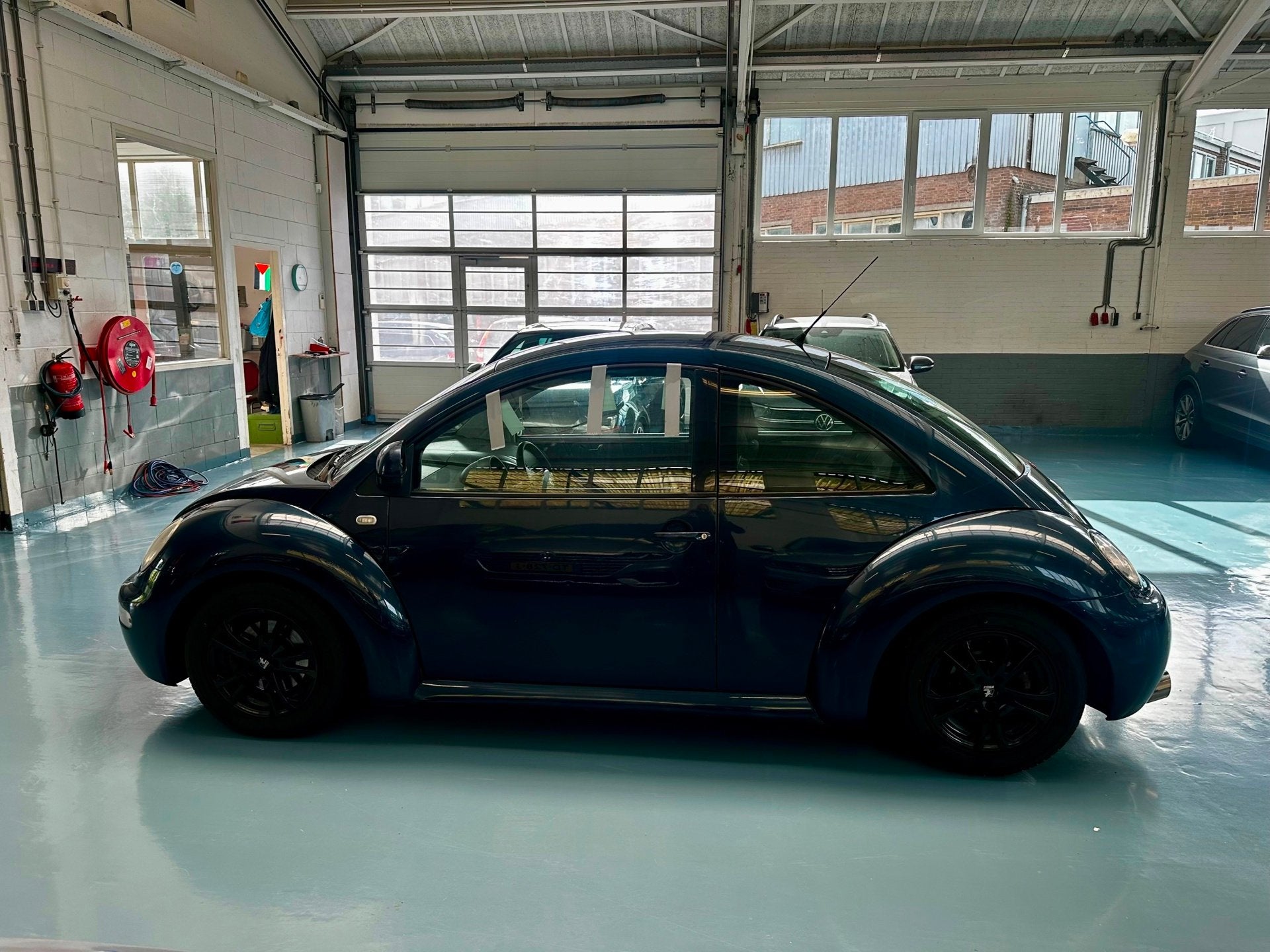 Volkswagen New Beetle 2.0 Highline, Auto's, Gebruikt, Beetle (Kever), 4 cilinders, 1984 cc