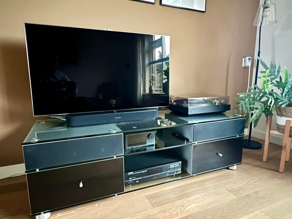 TV meubel, Ophalen, Gebruikt, 150 tot 200 cm, Glas