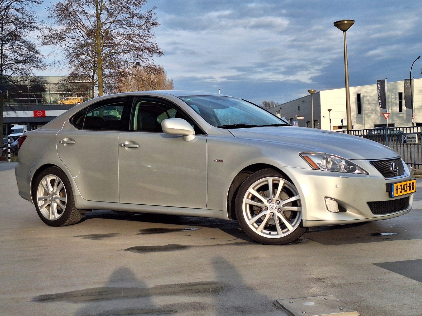 Lexus 2007 Grijs, Auto's, 2500 cc, 24 km/l, 93 €/maand, 1500 kg