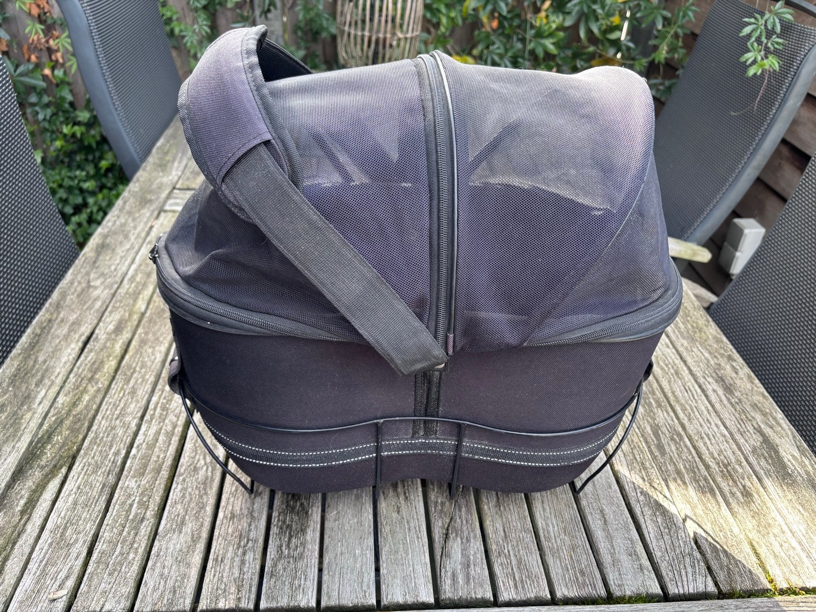 Trixie hondenfietsmand voor veilige en comfortabele ritten, Ophalen of Verzenden, Gebruikt