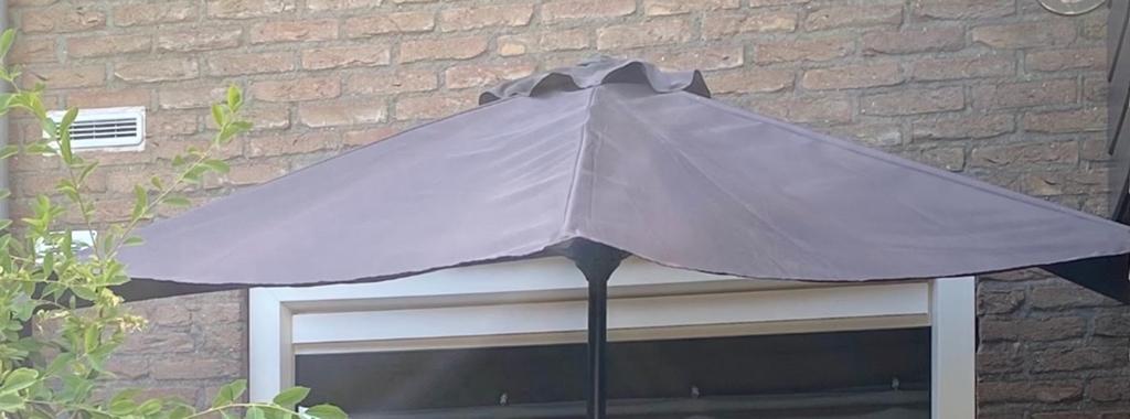 Halve parasol Gamma - Gebruikt maar goed te gebruiken, Tuin en Terras, Parasols, Gebruikt, Muurparasol, Ophalen of Verzenden