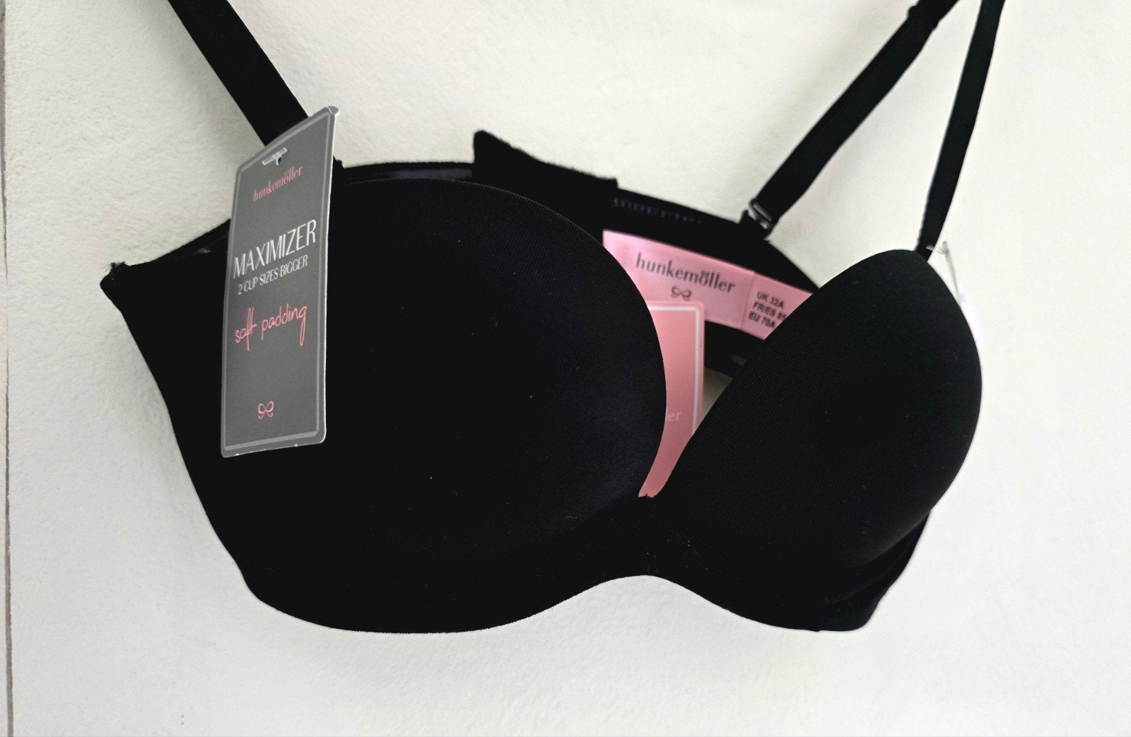 Hunkemöller Soft Super Push-up BH., Ophalen of Verzenden, Zwart, BH