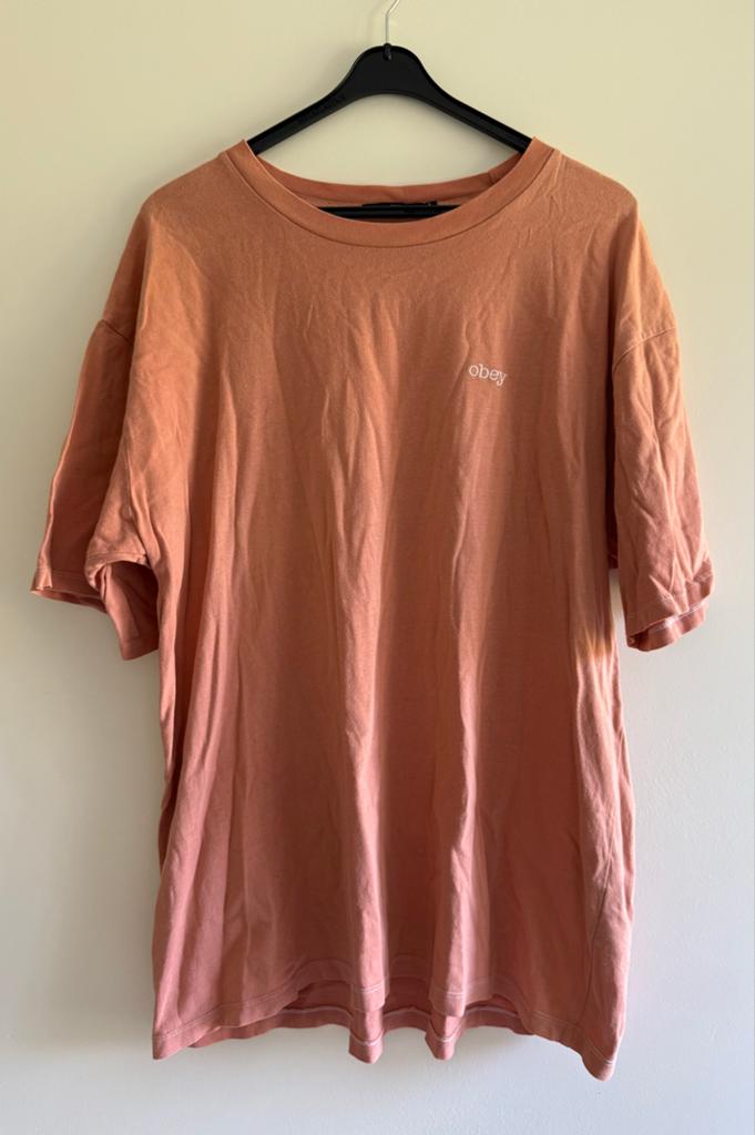 Obey T-shirt Maat L - Gedragen, Ophalen of Verzenden, Zo goed als nieuw, Maat 52/54 (L), Overige kleuren