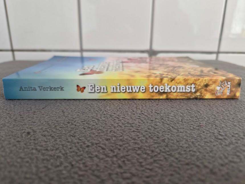 Een nieuwe toekomst - Anita Verkerk, Gelezen, Europa overig, Anita Verkerk, Ophalen of Verzenden