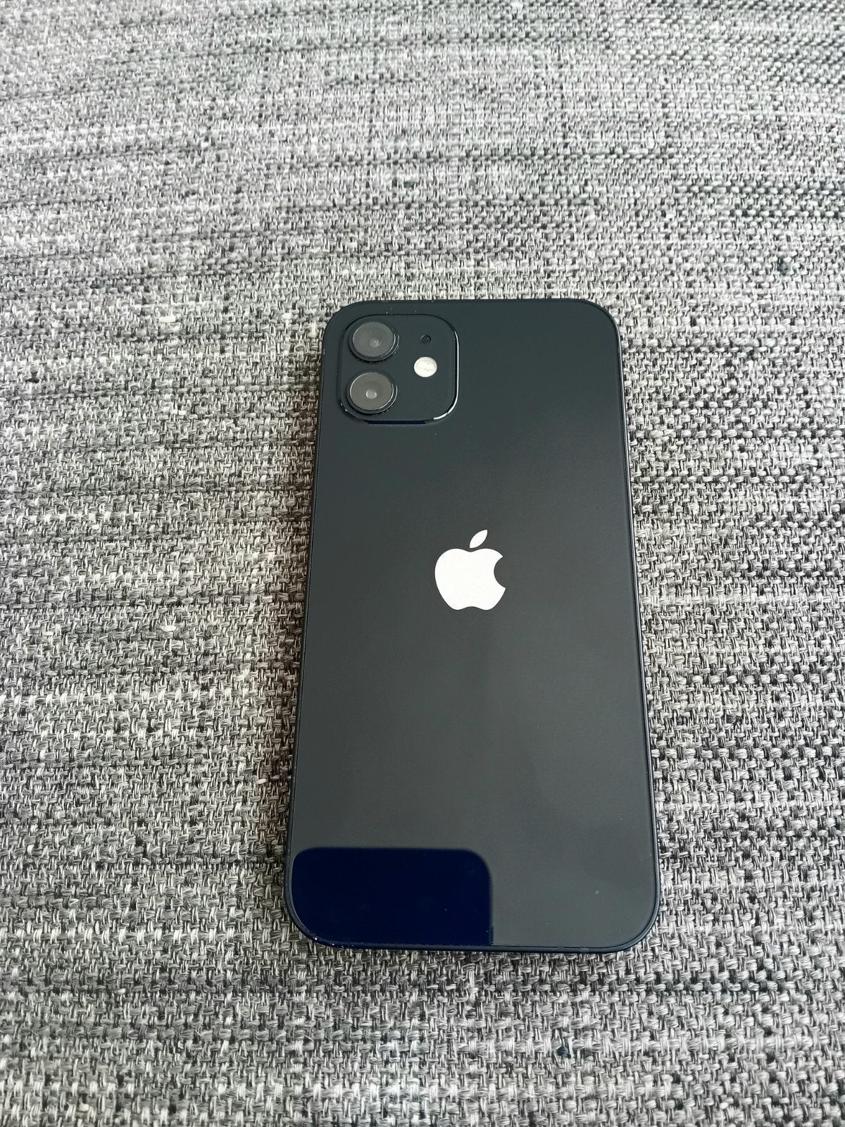 Foto 3 van IPhone  12