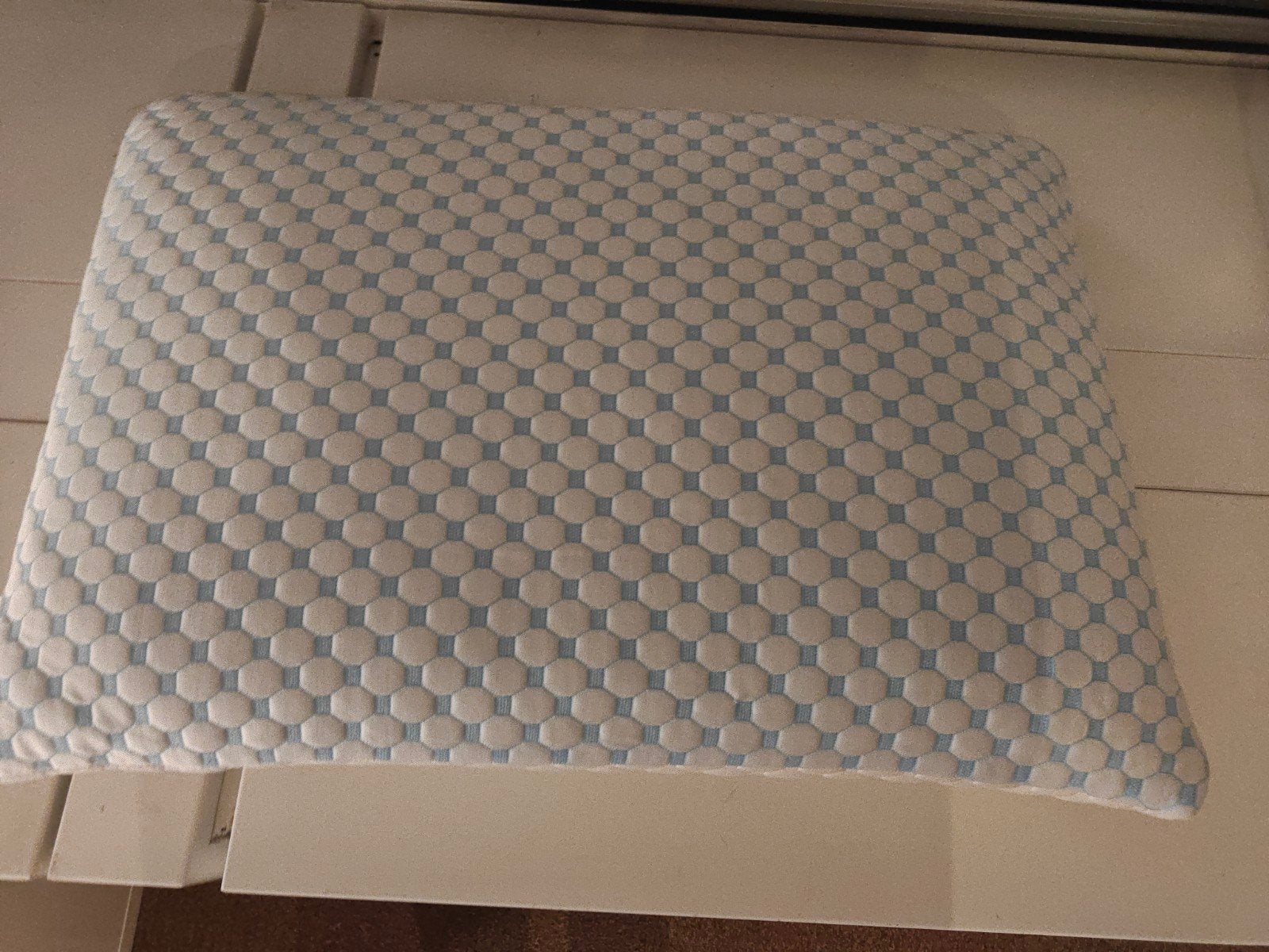 2 fijne en schone hoofdkussens (incl. IKEA Rosenskärm), Huis en Inrichting, Ophalen, Eenpersoons, Meerkleurig, IKEA
