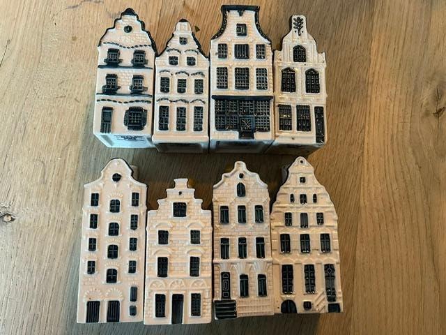 8 KLM Huisjes nrs. 3, 17, 23, 24, 33, 34, 45, 53, Ophalen of Verzenden, Zo goed als nieuw, 1 t/m 20, Gevuld