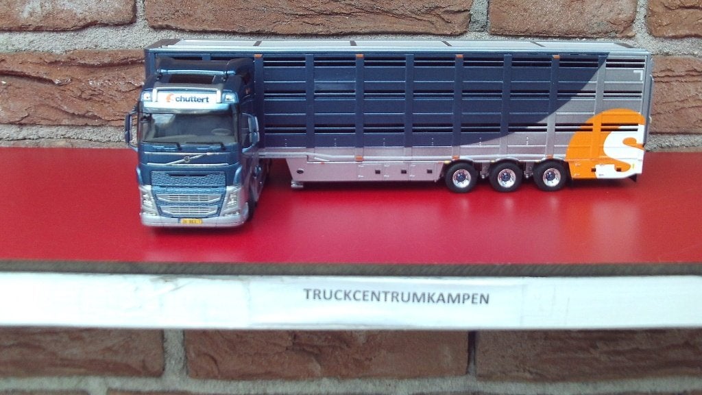 WSI  Volvo  FH4  Globetrotter  van  Schuttert., Hobby en Vrije tijd, Modelauto's | 1:50, Ophalen of Verzenden, Nieuw, Bus of Vrachtwagen