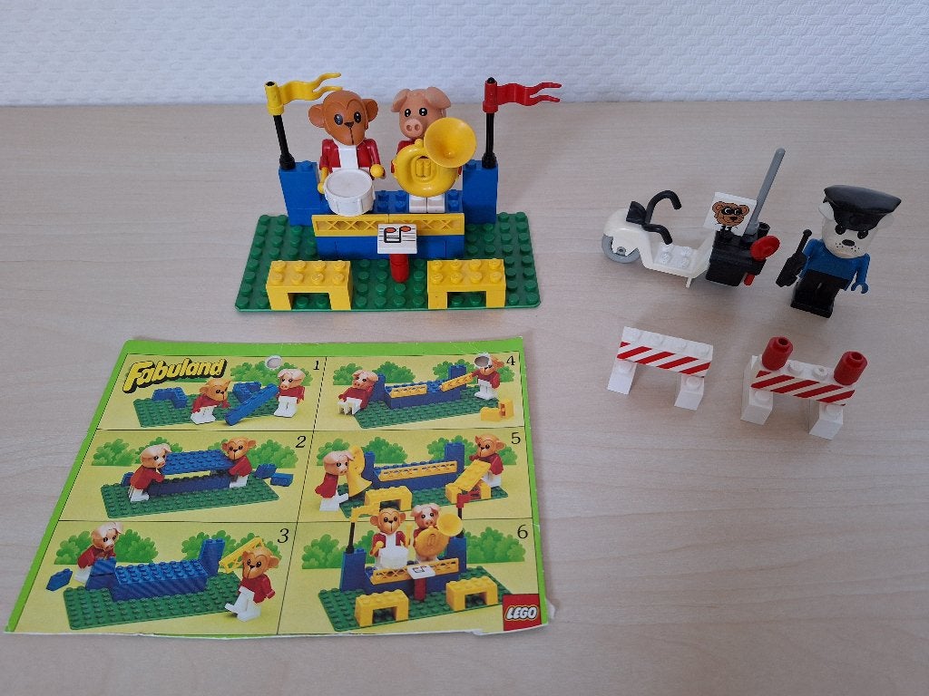 * Lego Fabuland: 3631 Orchestra Big Band, 3794 Politie Motor, Compleet, Gebruikt, Overige thema's, Lego