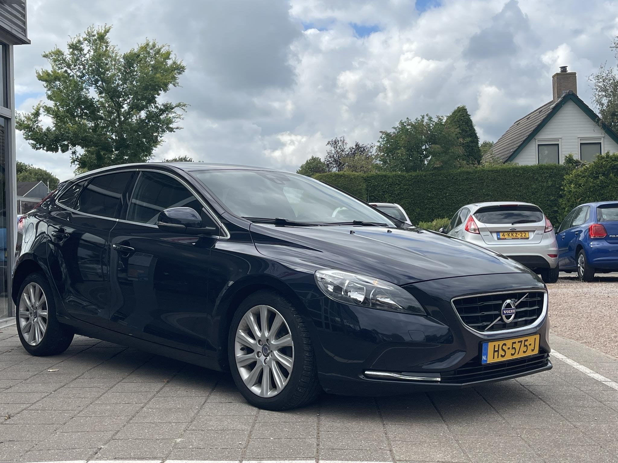 Volvo V40 2.0 D2 Summum Business /Climate/Cruise/Leder/Distr, Voorwielaandrijving, Gebruikt, Euro 6, 4 cilinders