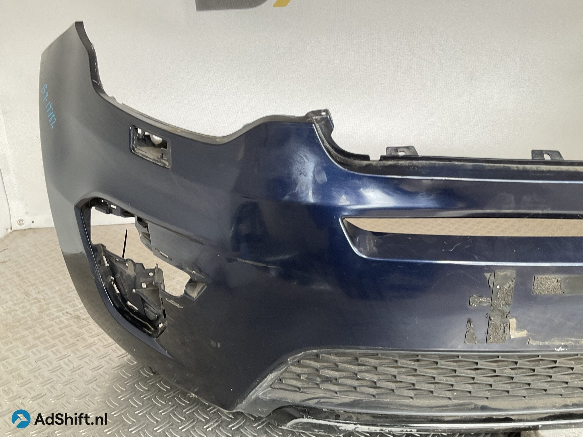 Bumper Land Rover Discovery L550 Sport FK72-17F003-A Voorbum, Auto-onderdelen, Carrosserie en Plaatwerk, Bumper