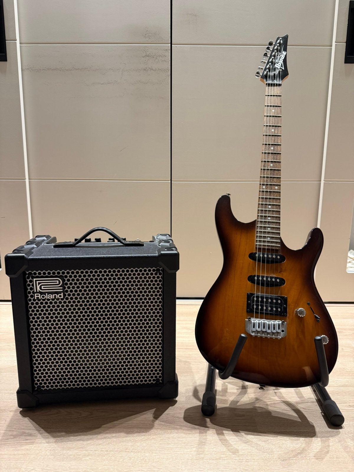 Ibanez GSA60 + Roland Cube 40XL versterker – complete set, Muziek en Instrumenten, Ophalen, Gebruikt, Ibanez, Met versterker