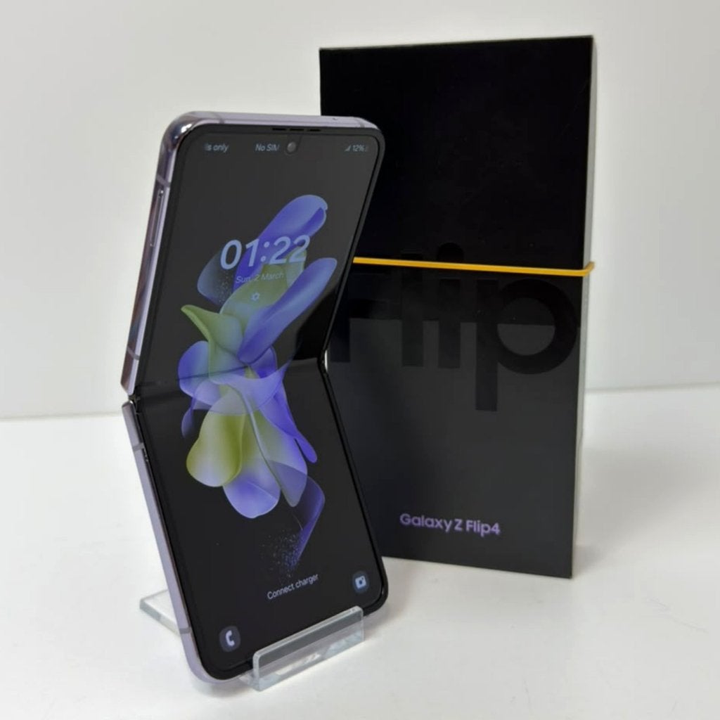 Foto 2 van Samsung Galaxy Z Flip 4 128GB Zwart | Prima staat
