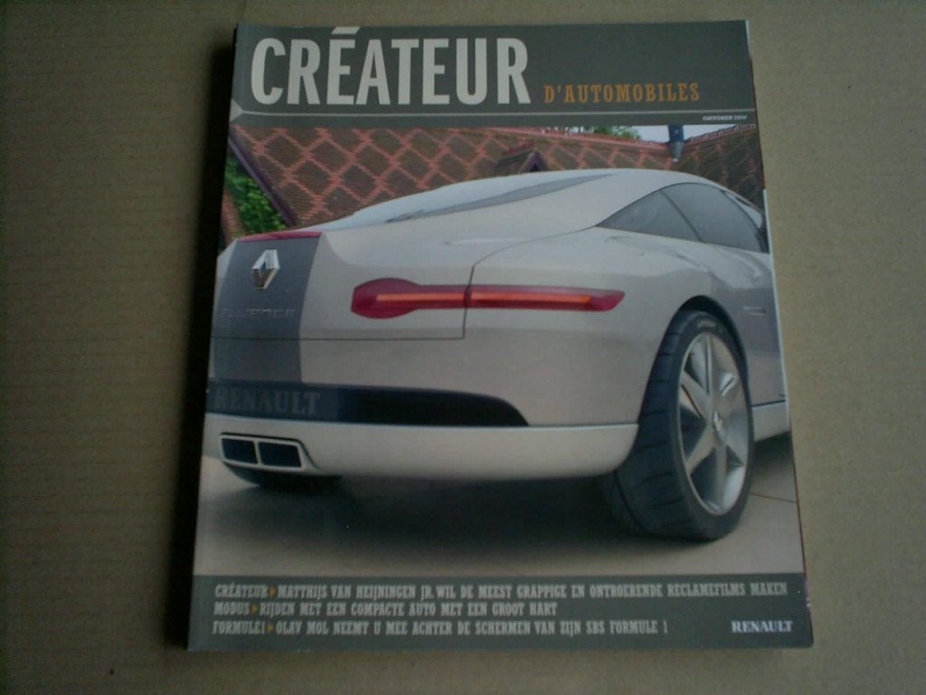 Renault Magazine Createur d' automobiles [ 10 / 2004 ], Ophalen of Verzenden, Zo goed als nieuw, Renault