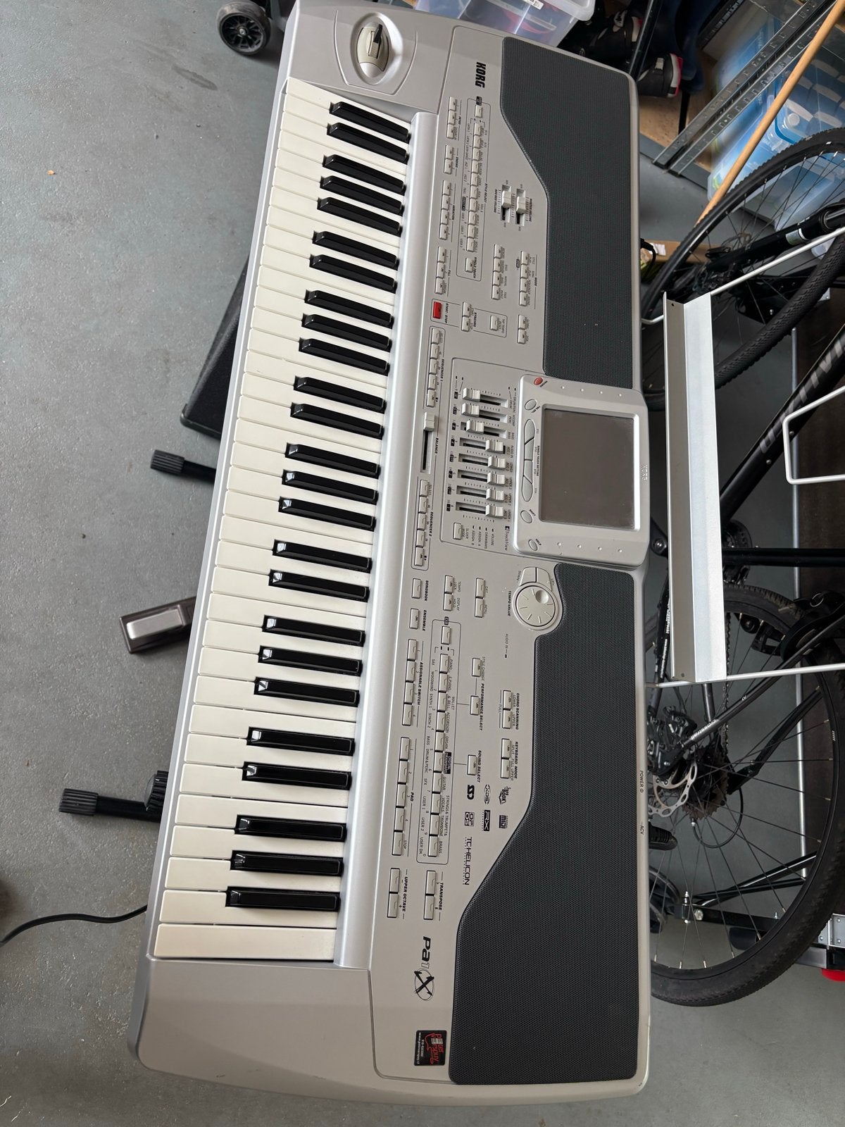 Korg Pa1X Arranger Workstation met Laney versterker, Muziek en Instrumenten, Keyboards, Ophalen, Korg, Met standaard, 61 toetsen