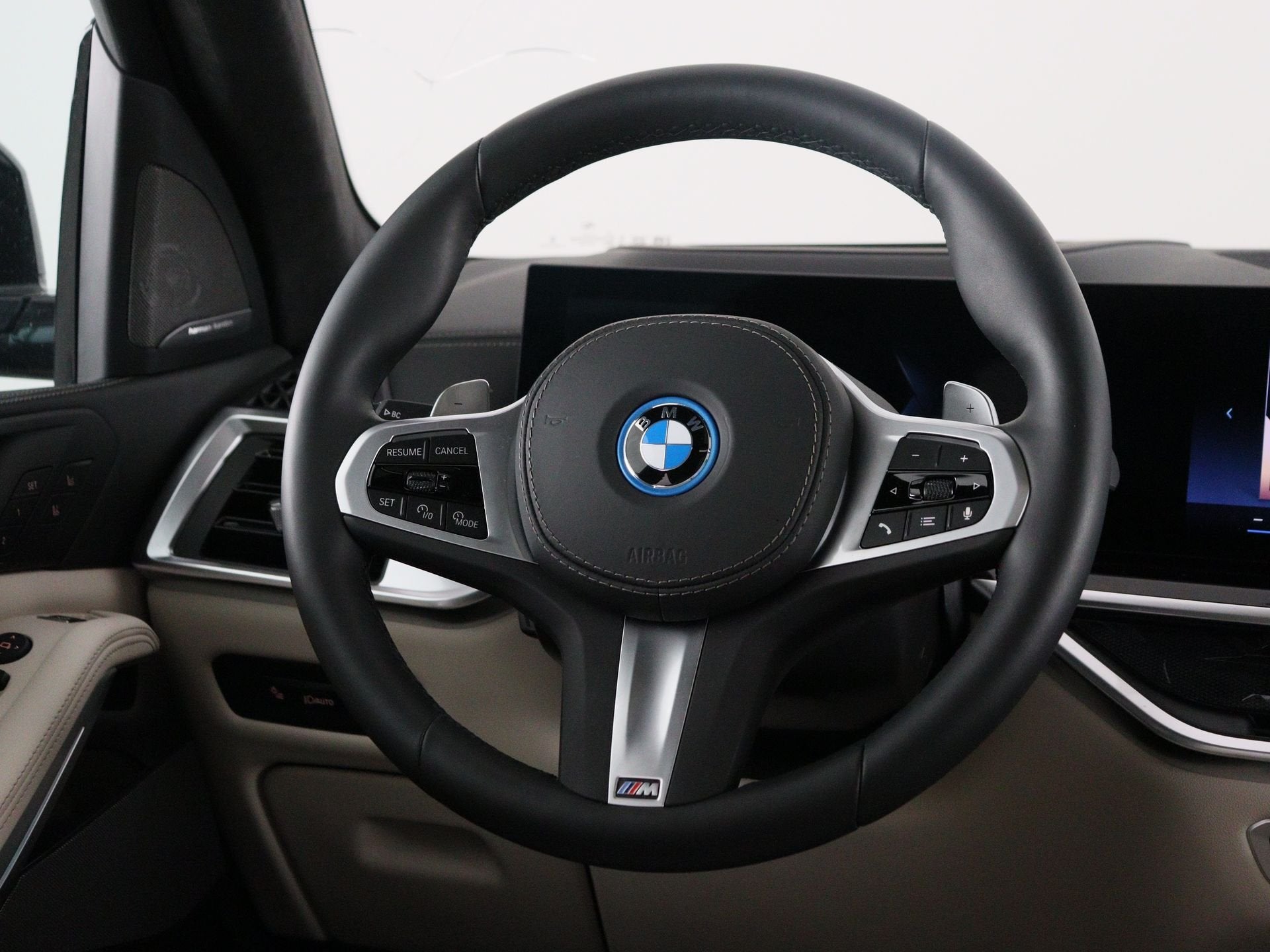 BMW X5 xDrive50e (bj 2025, automaat), Auto's, Gebruikt, 2395 kg, Met garantie (alle), Overige brandstoffen