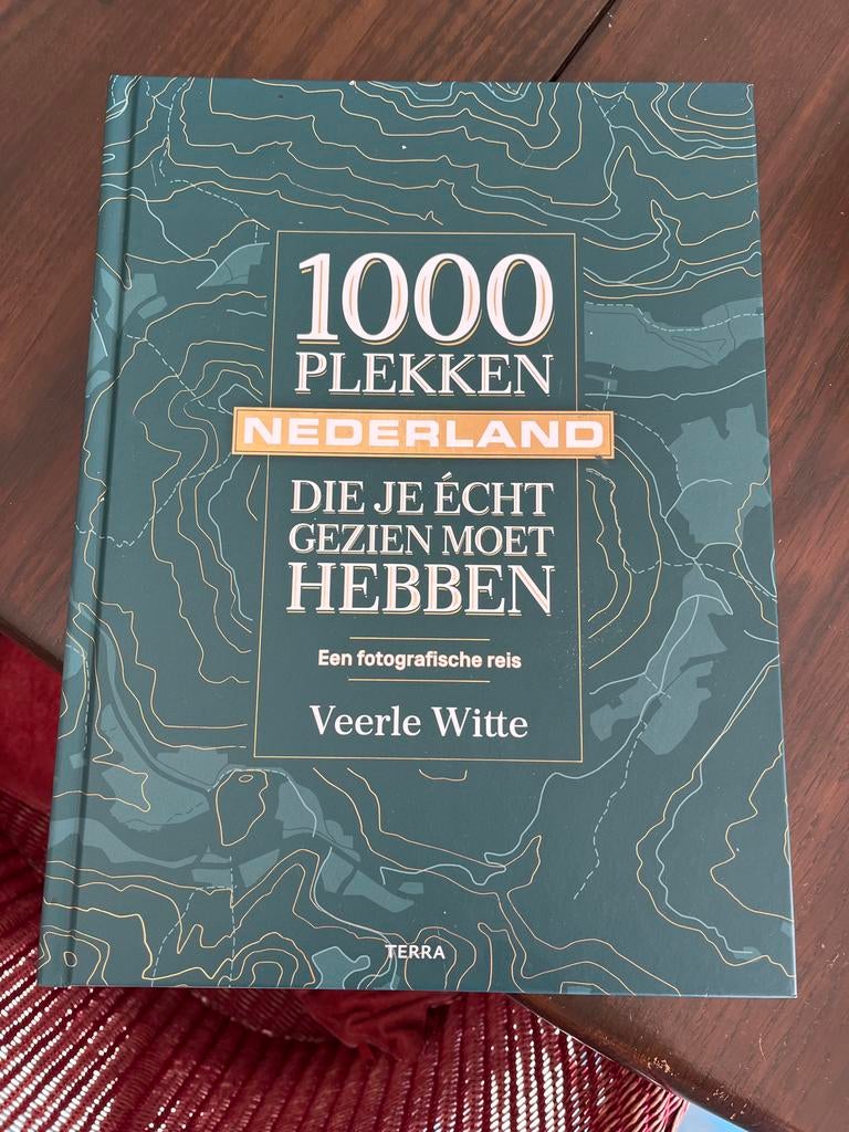 1000 Plekken Nederland Die Je Écht Gezien Moet Hebben, Boeken, Overige merken, Ophalen of Verzenden, Zo goed als nieuw, Reisgids of -boek