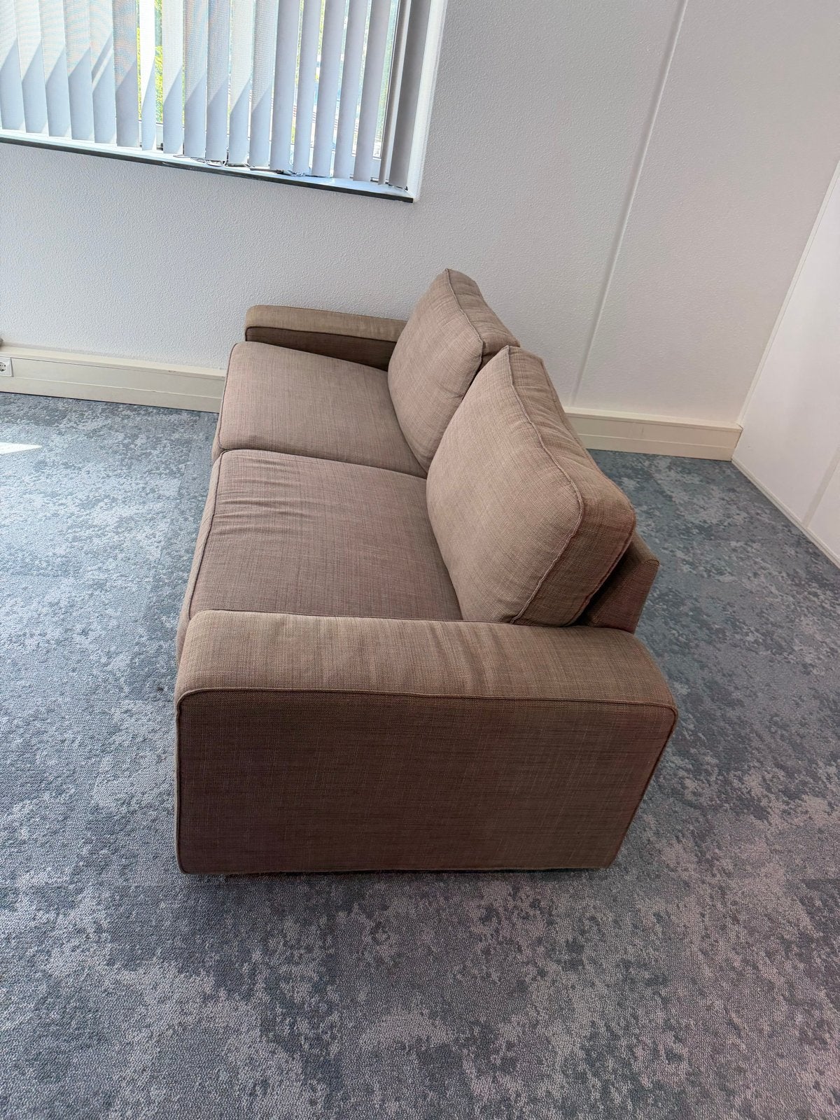 Comfortabele twee/drie persoonsbank, Ophalen, Tweepersoons, 75 tot 100 cm, Zo goed als nieuw