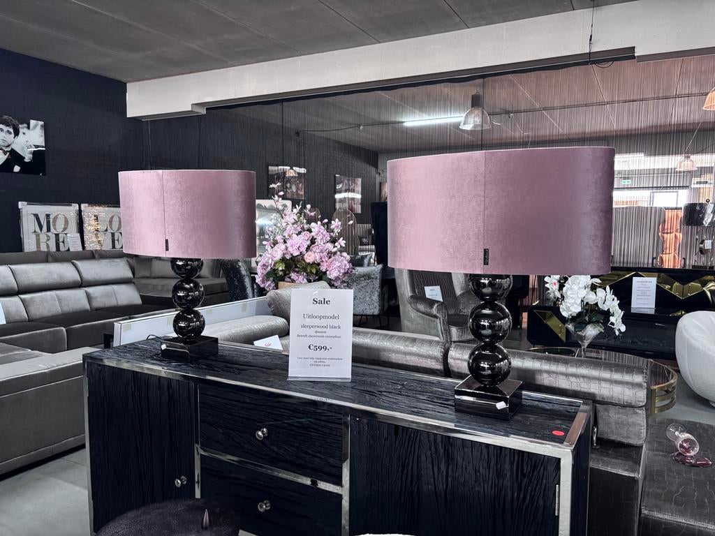 2x zwarte bollamp met roze ovalen kap Ricmond onteriors, Ophalen, Zo goed als nieuw, Metaal