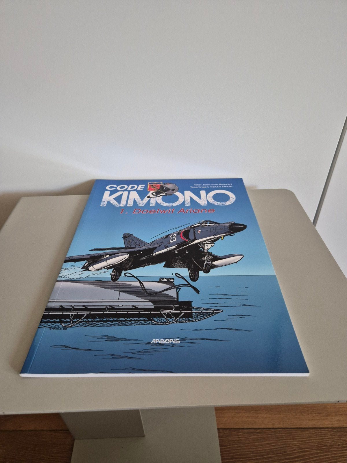 Code Kimono deel 1 - Doelwit Ariane (Arboris), Boeken, Stripboeken, Zo goed als nieuw, Eén stripboek, Ophalen of Verzenden