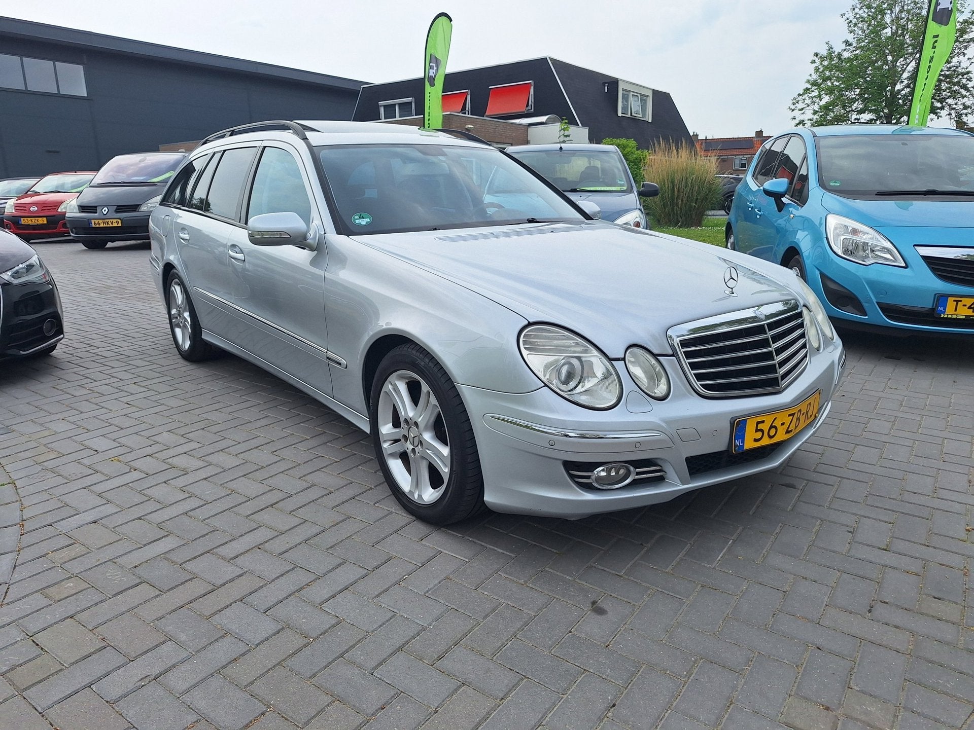 Mercedes-Benz E-klasse Estate 220 CDI Avantgarde / Keurig ne, Auto's, Automaat, Achterwielaandrijving, Gebruikt, 14 km/l