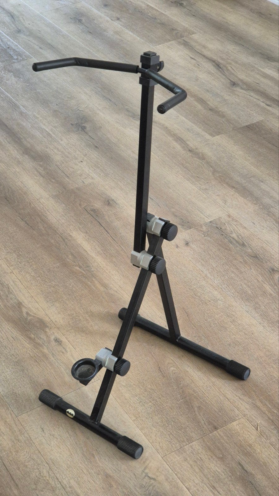 Cello standaard - voor alle maten cello's, Muziek en Instrumenten, Standaards, Ophalen, Cello
