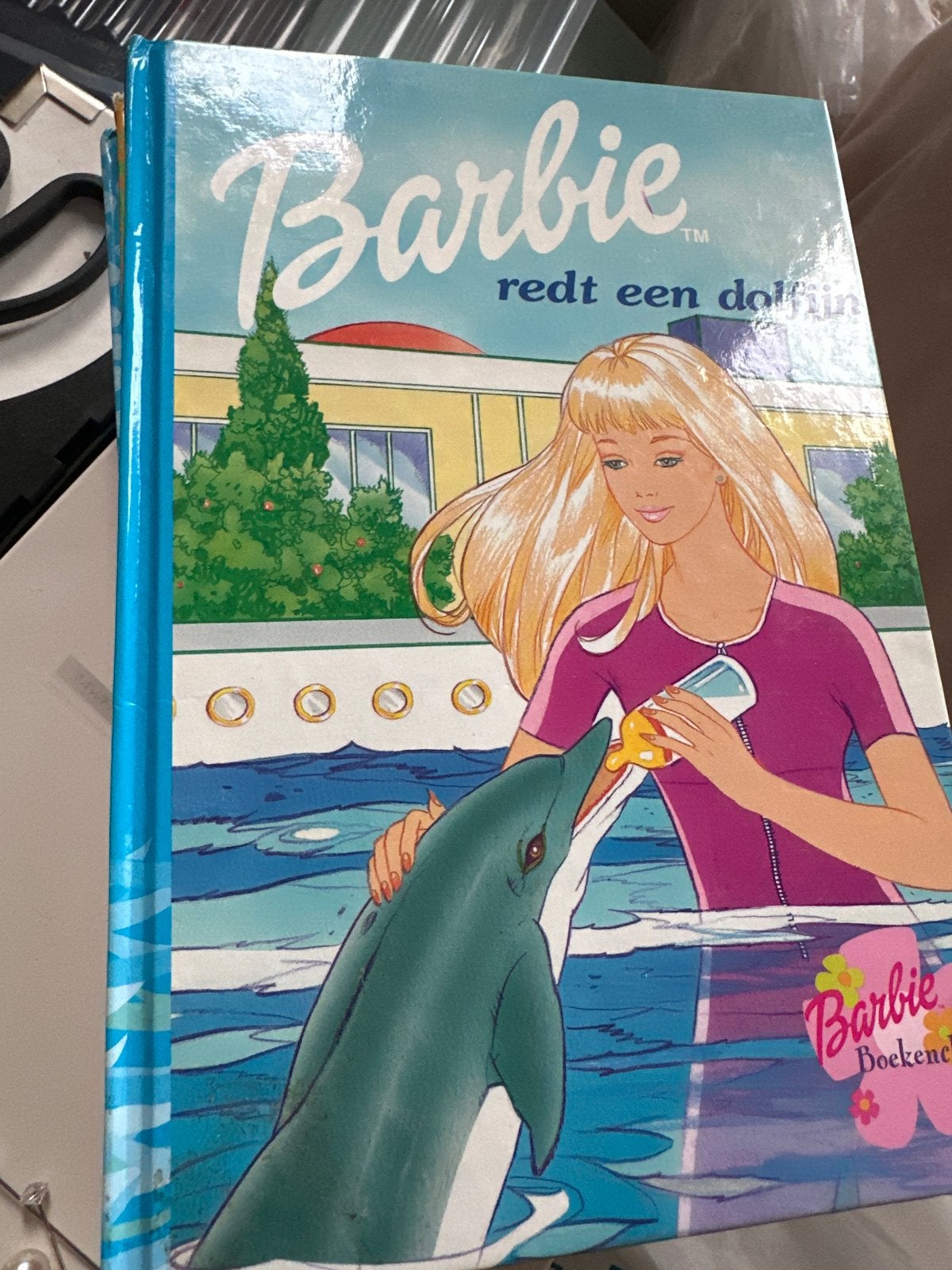 Barbie Boeken: Barbie redt een dolfijn, Ophalen, Zo goed als nieuw, Fictie algemeen