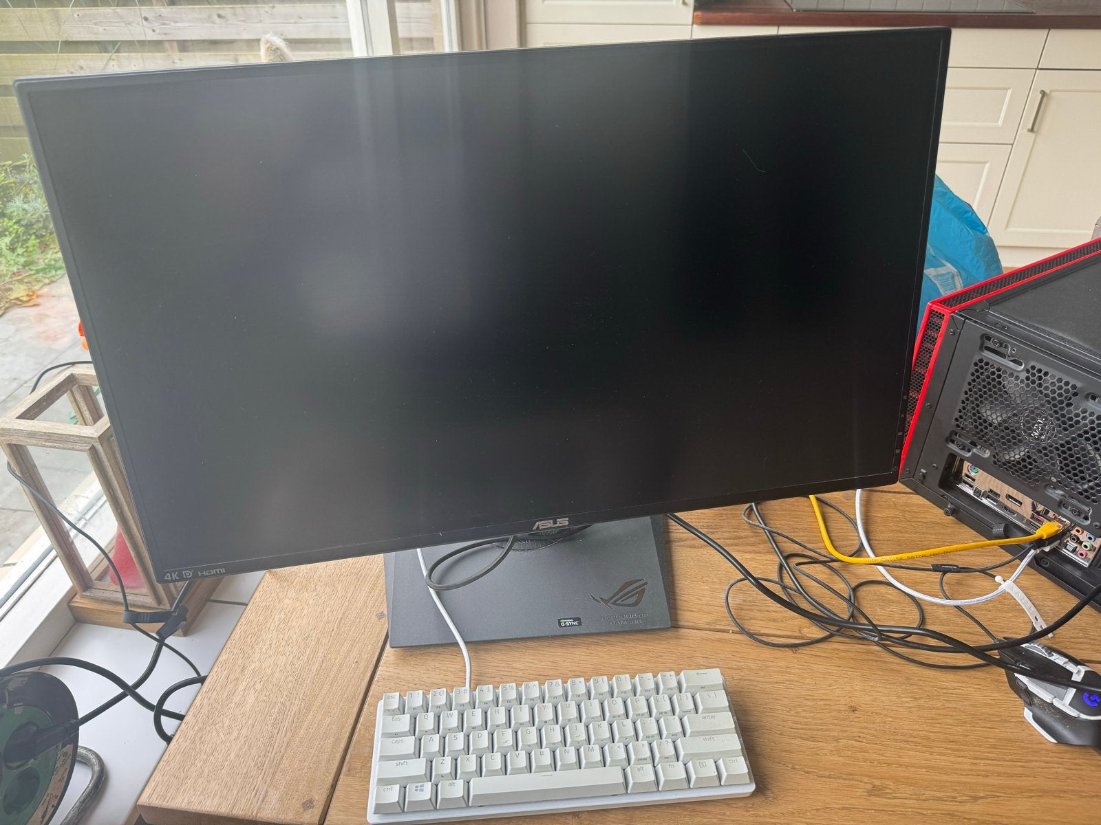 ASUS ROG Swift PG27AQ 27” 4K @ 60Hz IPS 4ms Monitor
