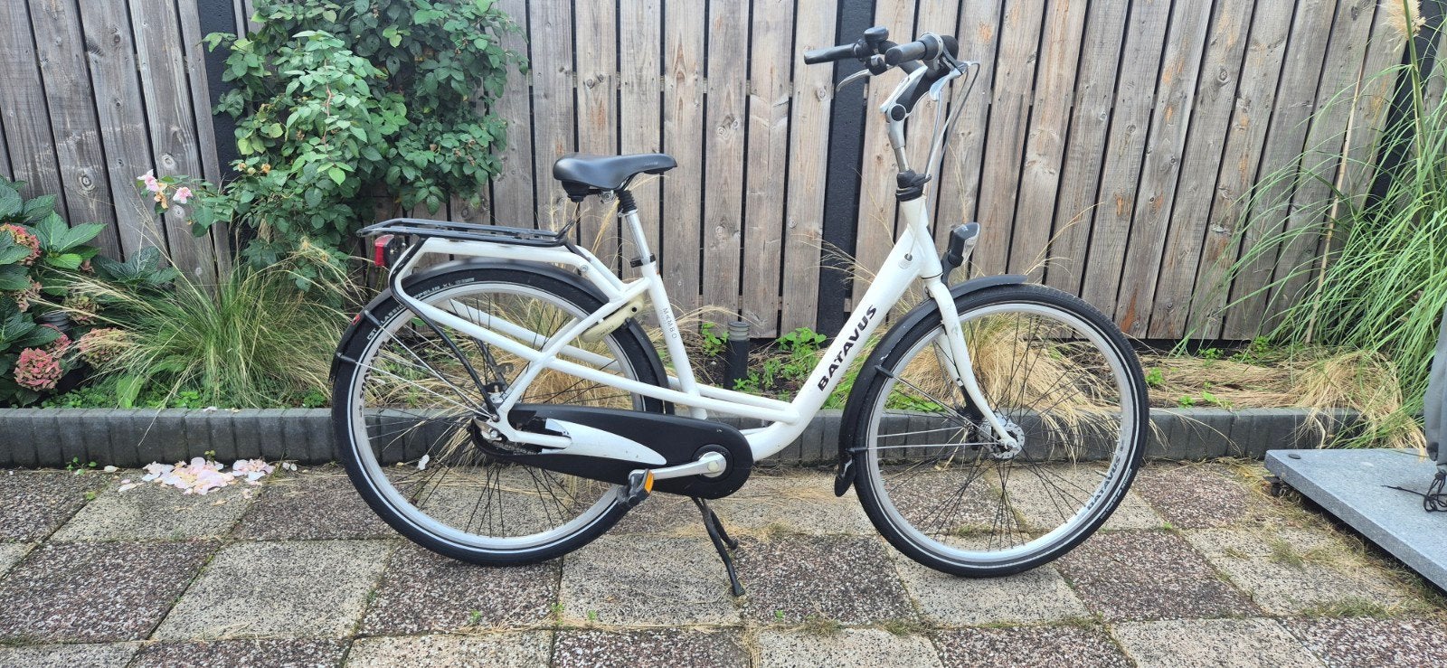 Batavus Mambo Damesfiets, Ophalen, (Extra) lage instap, Batavus, Trommelrem