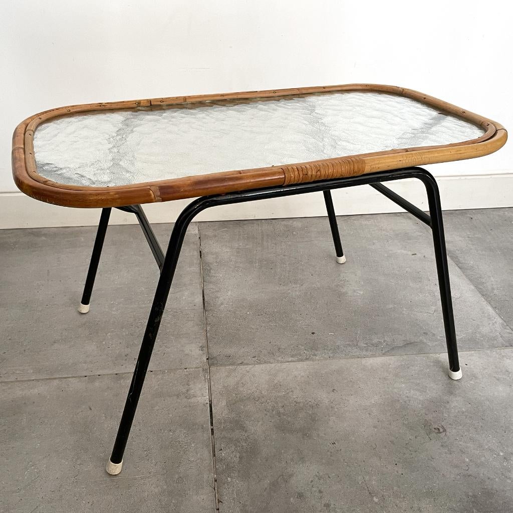 Vintage Midcentury Rohé rotan tafel, gewolkt glas salontafel, Verzamelen, Retro, Huis en Inrichting, Ophalen