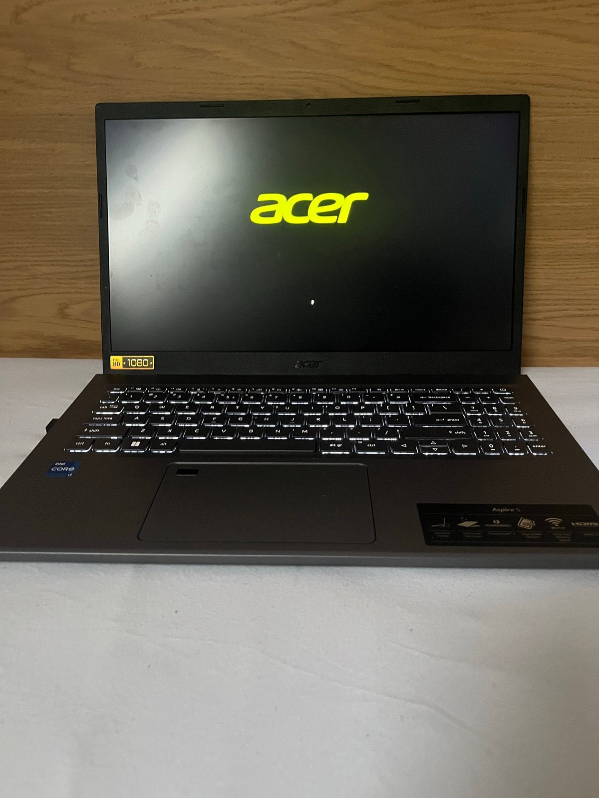 Acer Aspire 5 A515-57-750W Laptop - Zo goed als nieuw, Computers en Software, Windows Laptops, 2 tot 3 Ghz, Ophalen of Verzenden