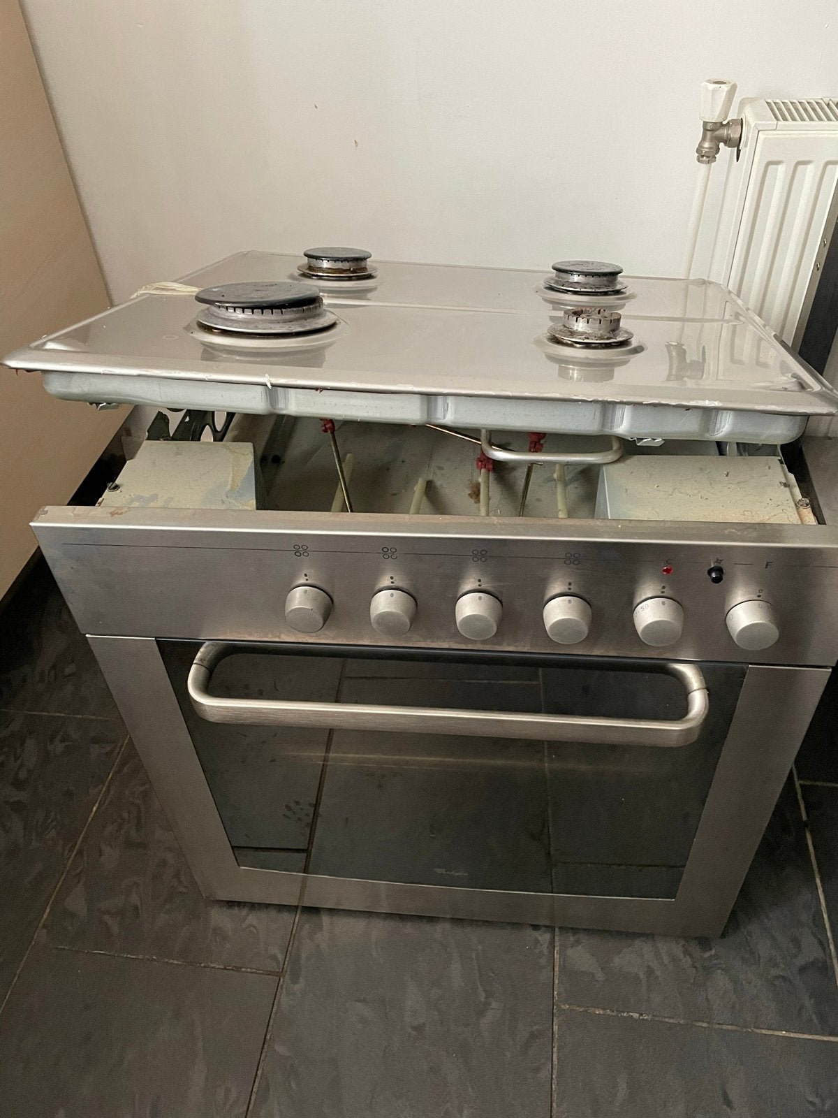 Gebruikt gasfornuis met oven - werkt nog goed, Witgoed en Apparatuur, Fornuizen, Ophalen, Gebruikt, 60 cm of meer, 4 kookzones