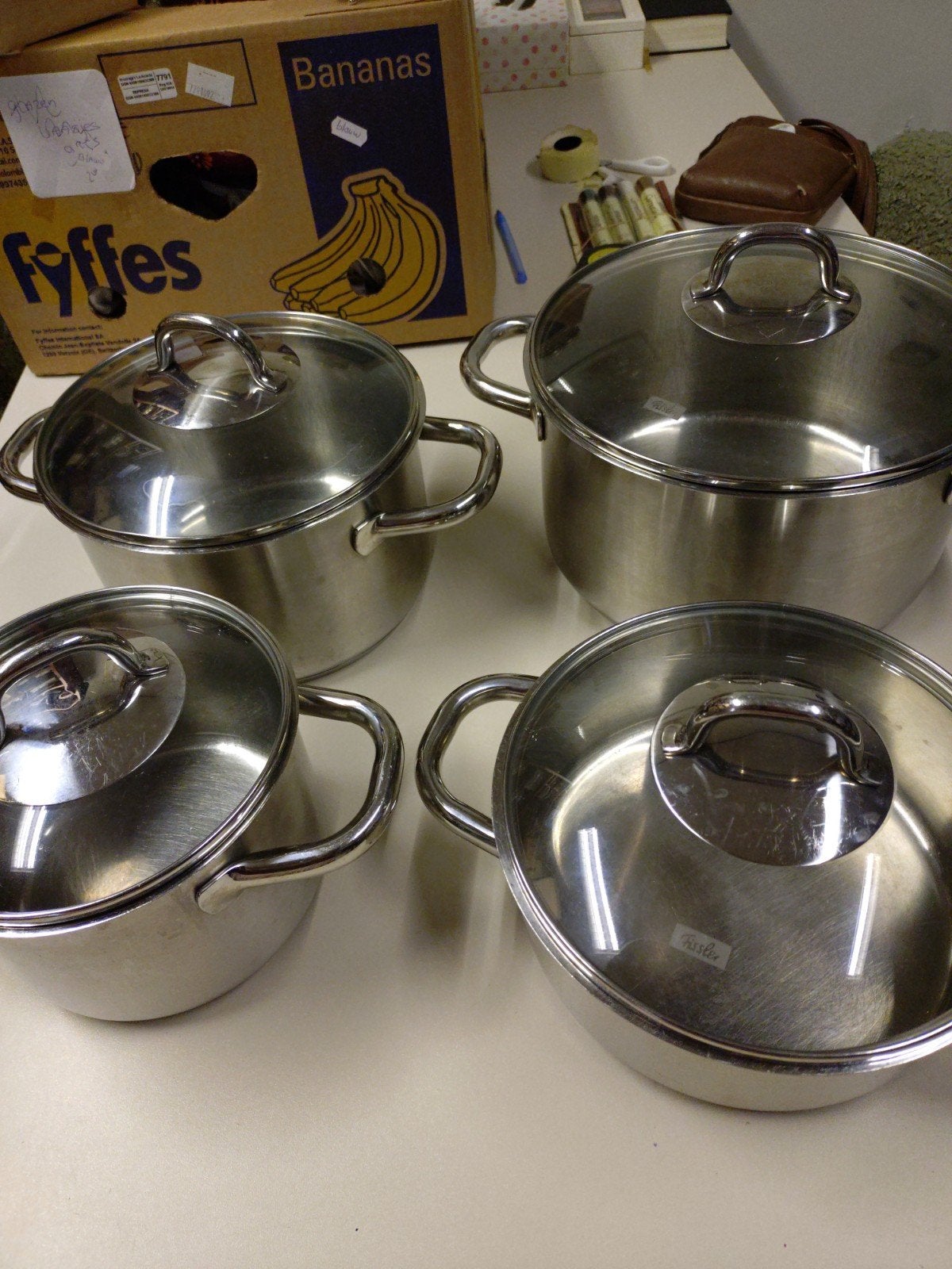 Fissler pannenset - 4-delig - RVS - Geschikt voor gas, Gebruikt, Met deksel, Onbekend, Pannenset