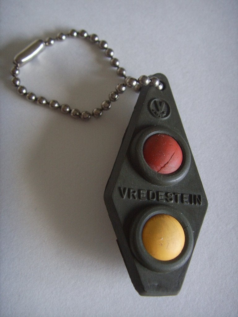 Vredestein banden sleutelhanger, Verzenden, Gebruikt, Gebruiksvoorwerp